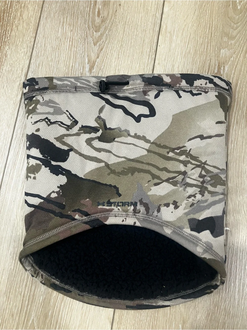 Storm Men's Camo Neck Gaiter in Barren